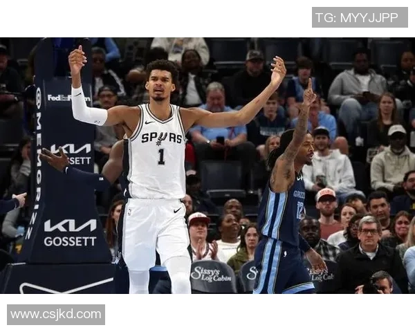 灰熊大胜马刺，豪取连胜：全新战力爆发，强势续写连胜传奇